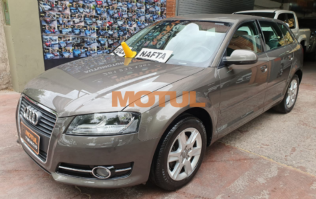 Audi A3 Sportback 1.4 TFSI AT 2012