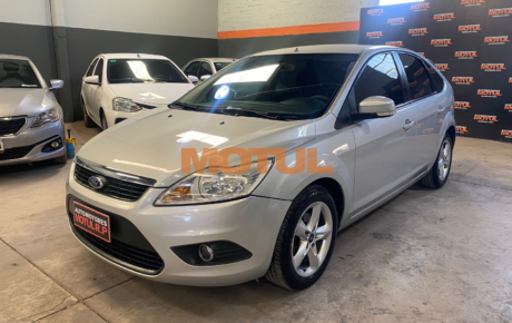 Ford Focus Trend M/T 1.6 Nafta 2012